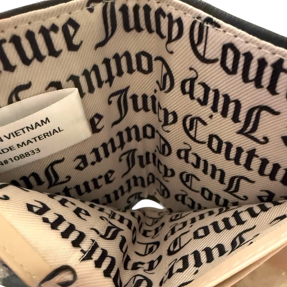JUICY COUTOUR Black Quilted Heart Wallet NWT FINAL PRICE - Picture 4 of 4